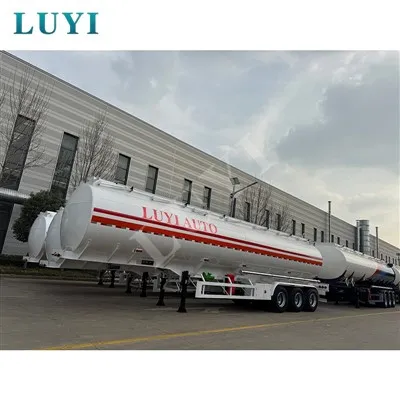 Індивідуальний 3-вісний напівпричіп-цистерна